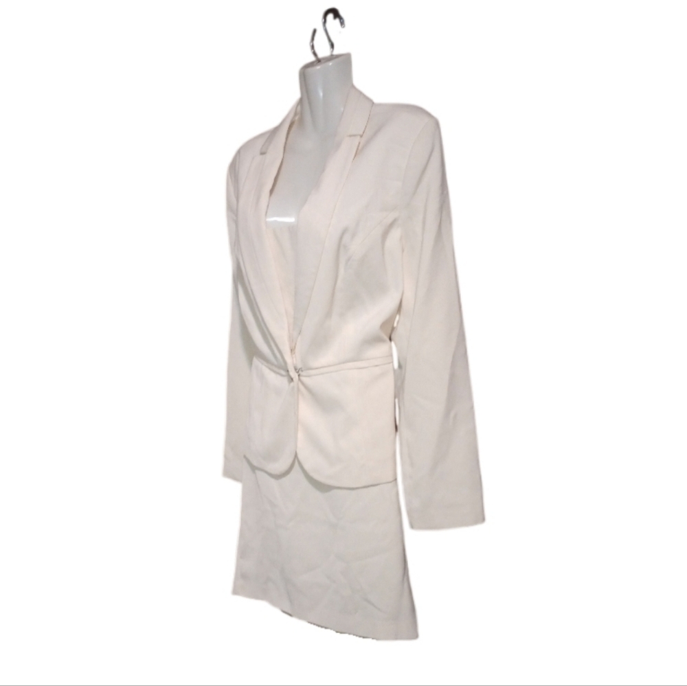 Metrostyle Cream Skirt Set Classic Tailored